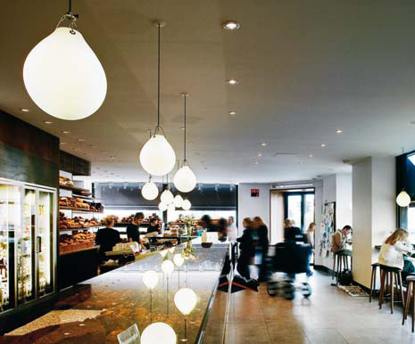 LOUIS POULSEN lampe à suspension MOSER