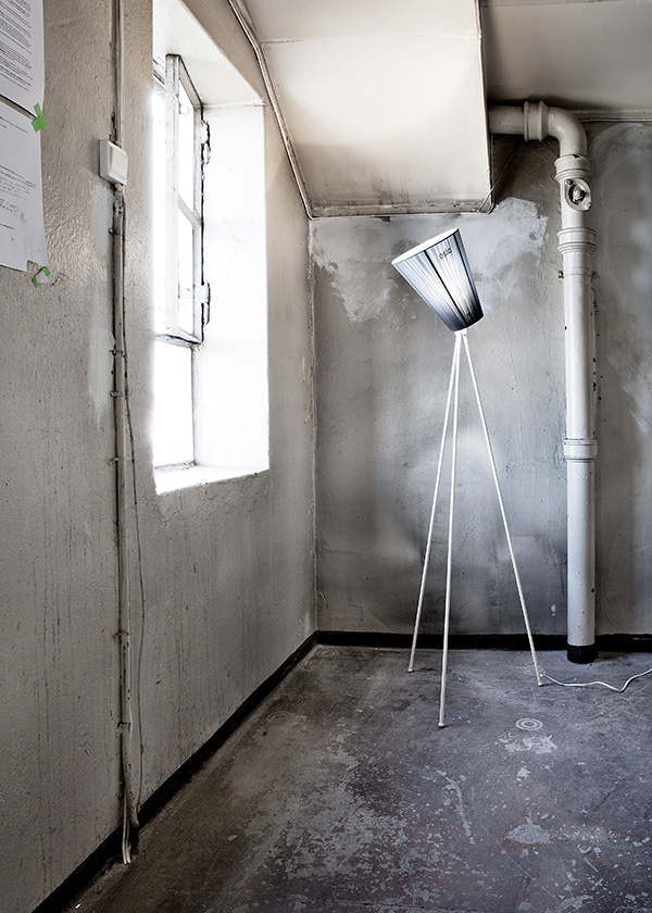 NORTHERN LIGHTING lampadaire OSLO WOOD