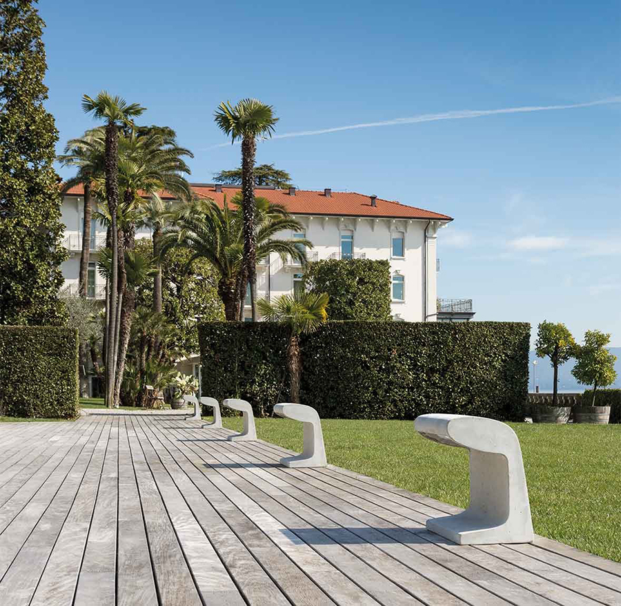 NEMO lampe de table ou lampadaire BORNE BÉTON GRANDE