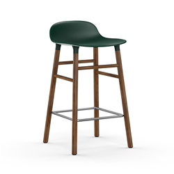 NORMANN COPENHAGEN tabouret FORM BARSTOOL H 65 cm avec piètement en noyer