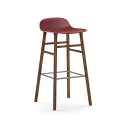 NORMANN COPENHAGEN tabouret FORM BARSTOOL H 75 cm avec piètement en noyer