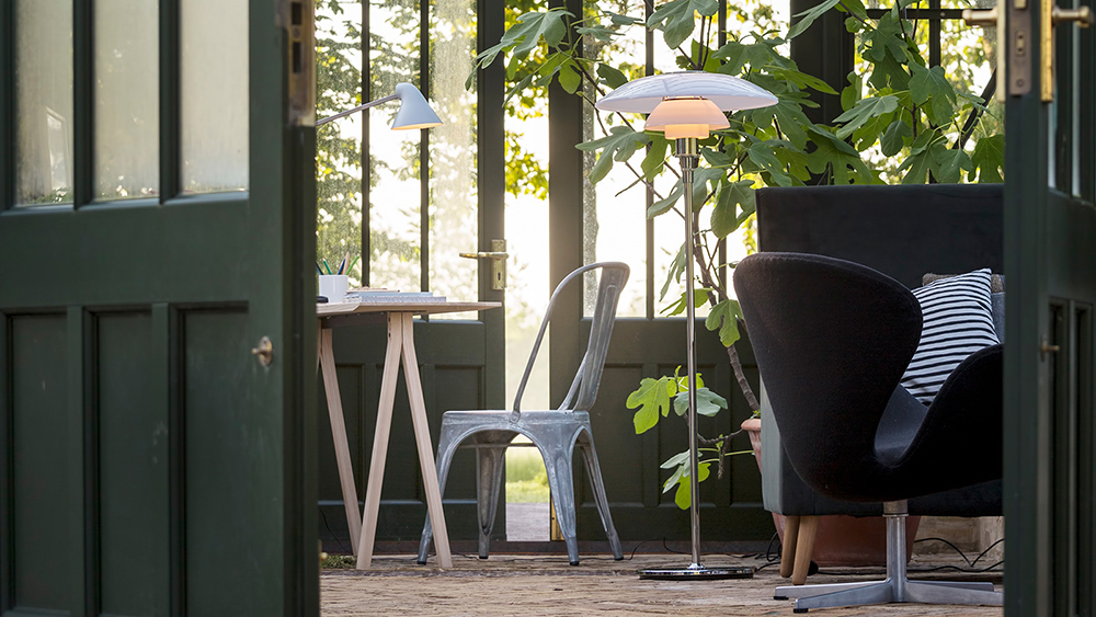 LOUIS POULSEN lampadaire PH 4 1/2 - 3 1/2