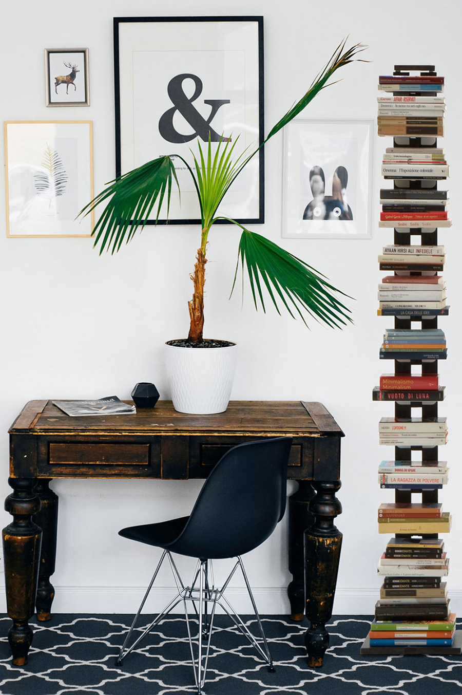 LE ZIE DI MILANO bibliothèque verticale ZIA ORTENSIA