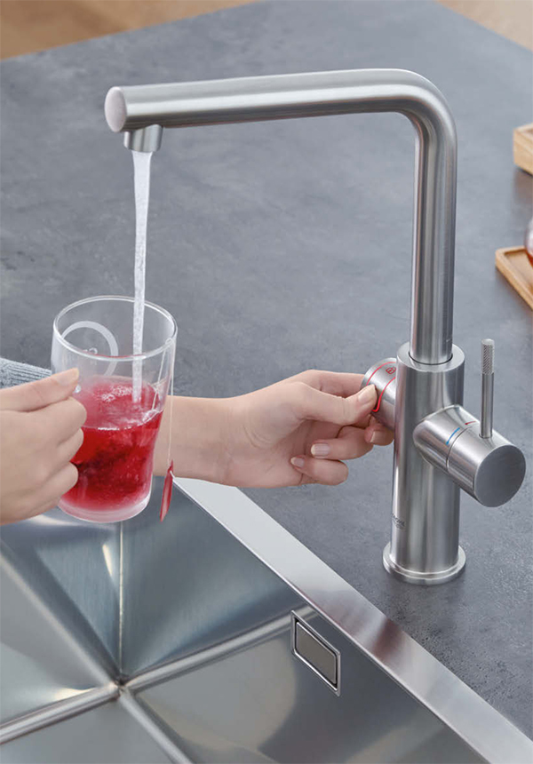 GROHE mitigeur monocommande à "L" RED DUO avec chaudière pour eau bouillante instantanée