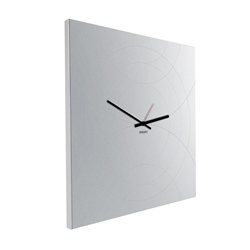 dESIGNoBJECT horloge murale avec mirror carré NARCISO