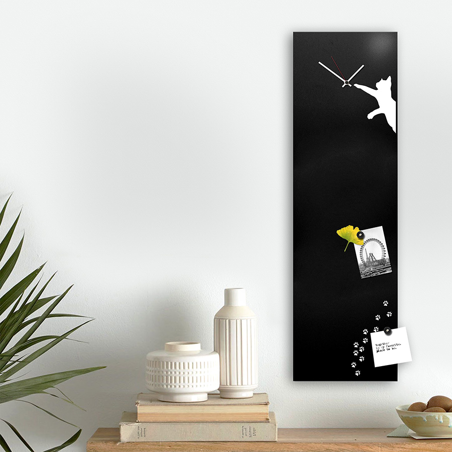 dESIGNoBJECT horloge murale CAT CLOCK