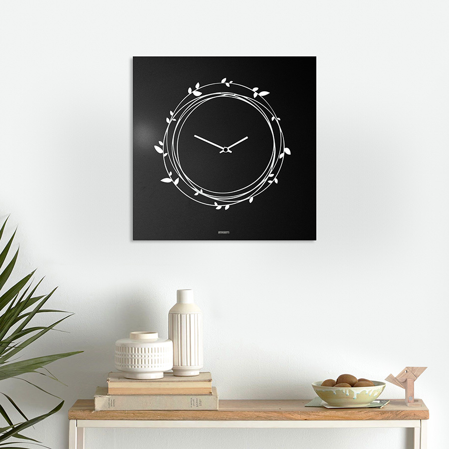 dESIGNoBJECT horloge murale NEST