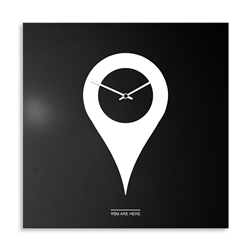 dESIGNoBJECT horloge murale YOU ARE HERE