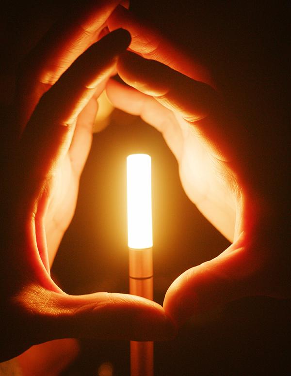 GRAYPANTS lampe de table rechargeable WICK