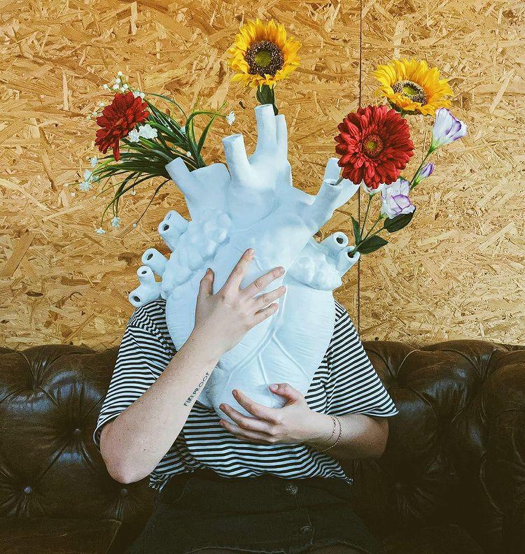 SELETTI vase en forme de coeur LOVE IN BLOOM GIANT