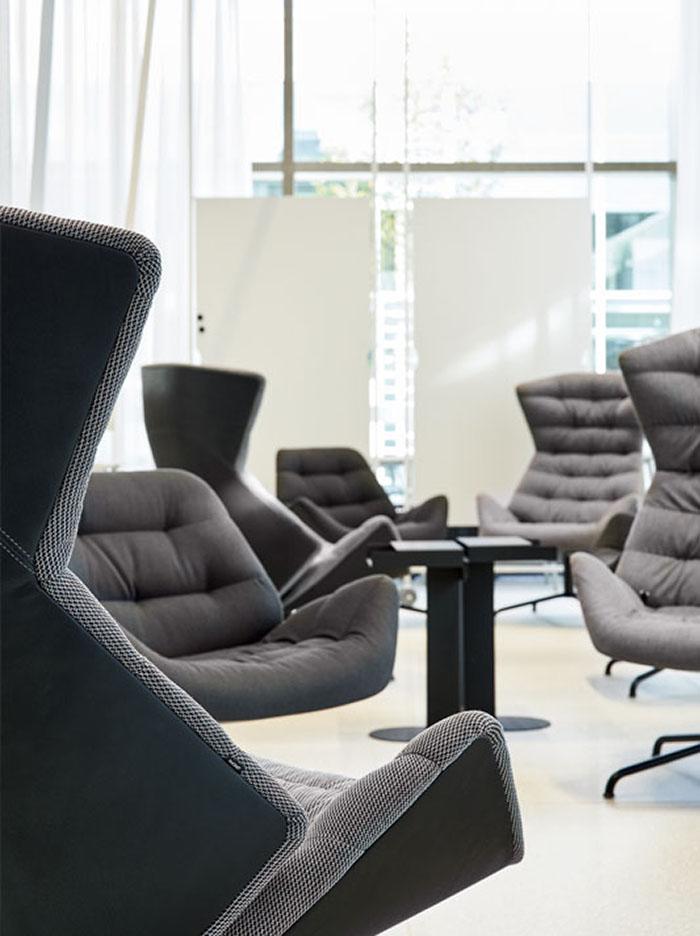 THONET fauteuil pivotante 808