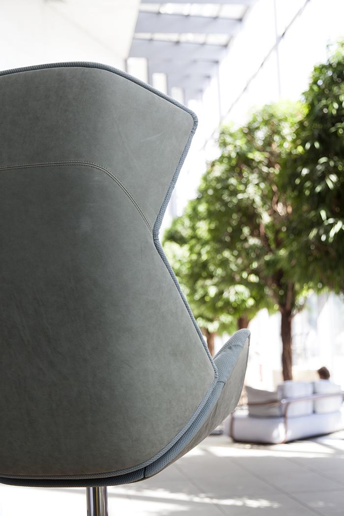 THONET fauteuil pivotante 808