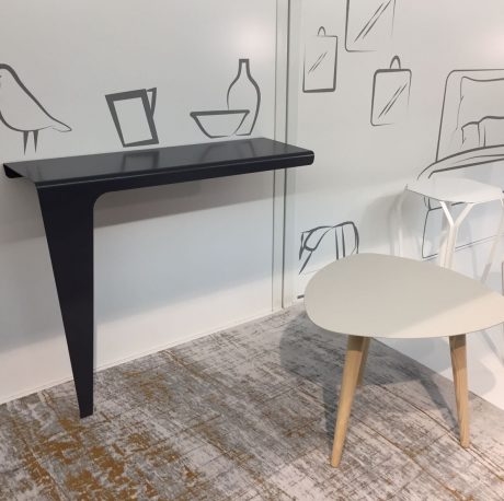 MEME DESIGN console LAMA