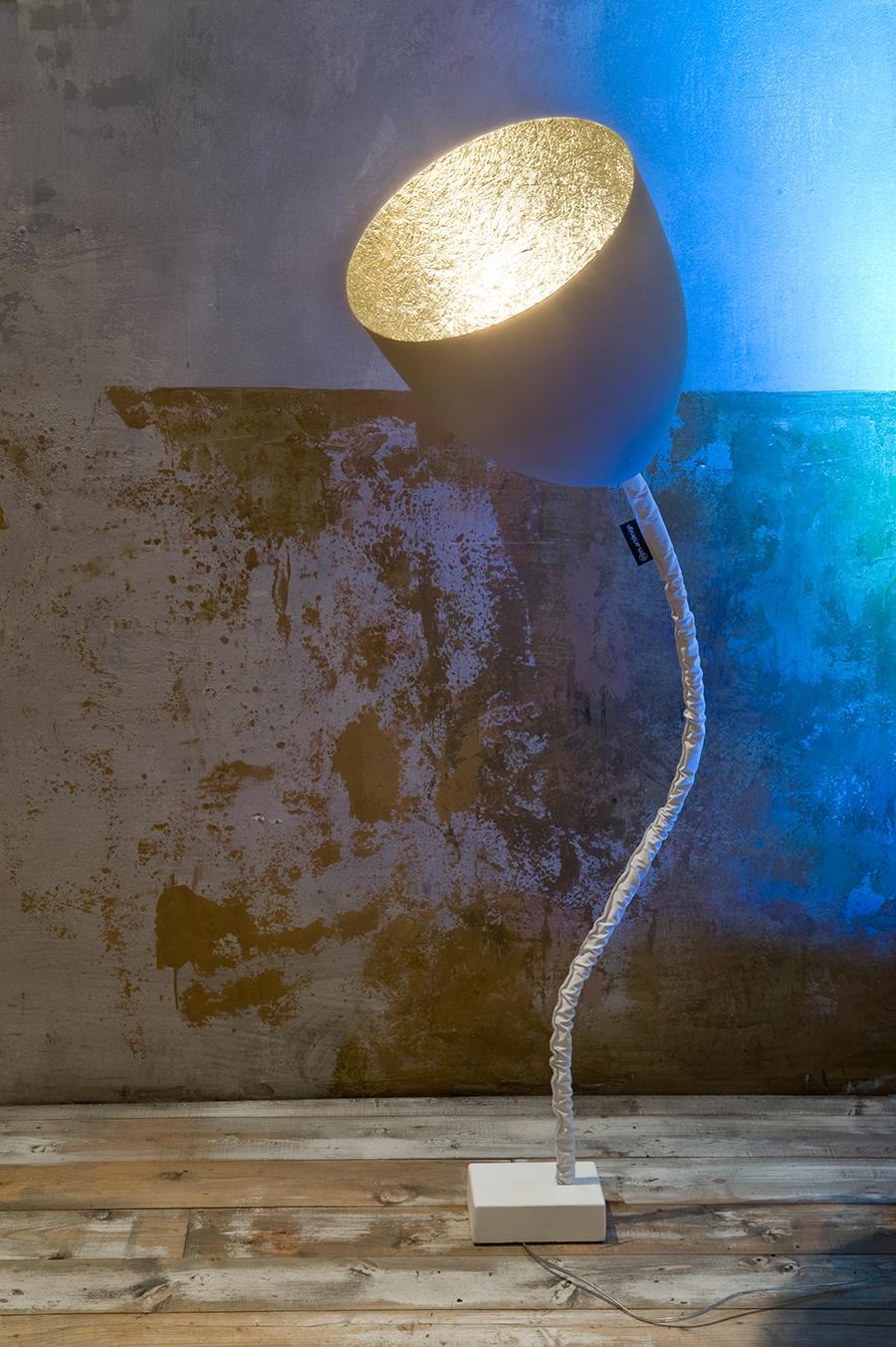 IN-ES.ARTDESIGN lampadaire FLOWER CEMENTO