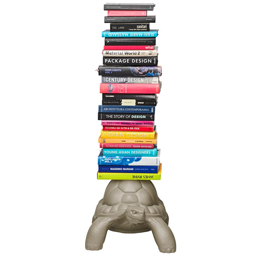 QEEBOO bibliothèque verticale TURTLE CARRY BOOKCASE
