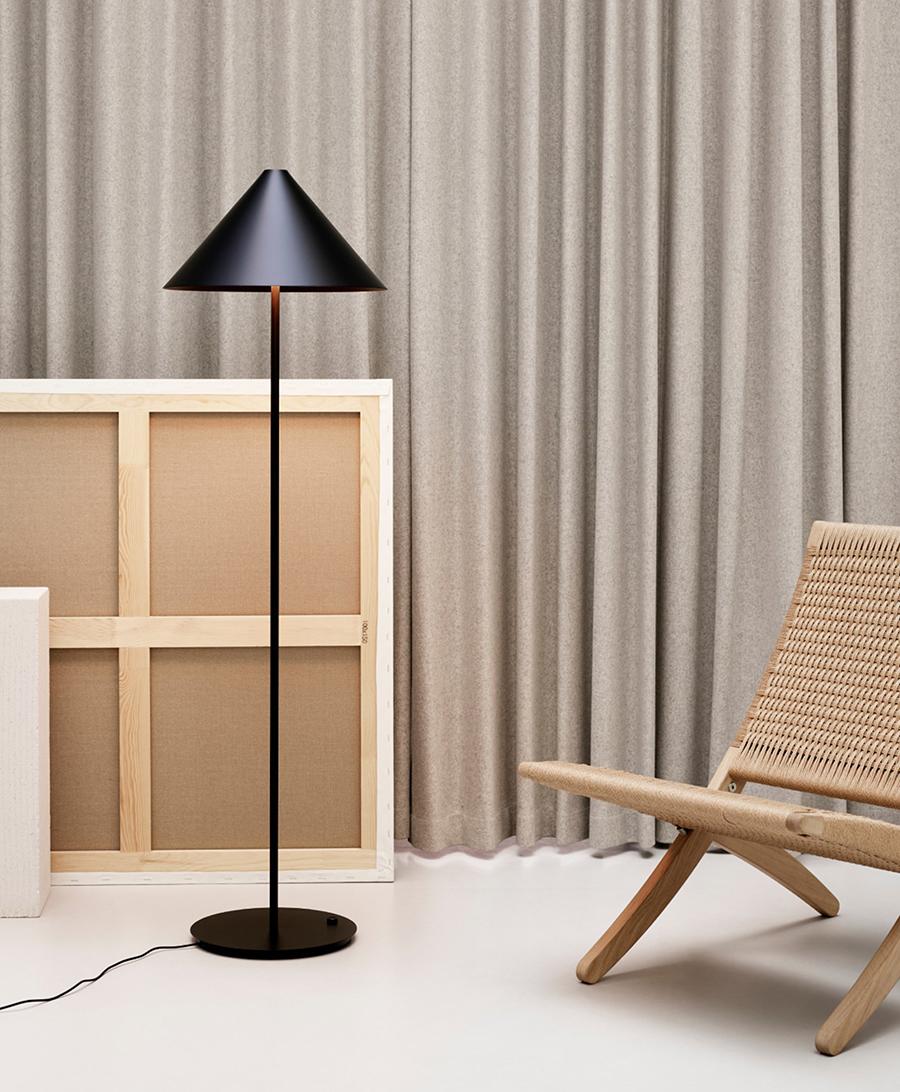 LOUIS POULSEN lampadaire KEGLEN