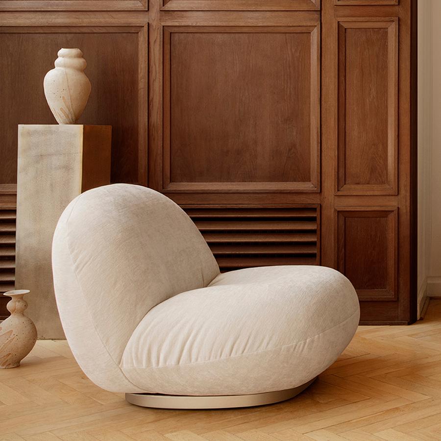 GUBI fauteuil PACHA LOUNGE CHAIR