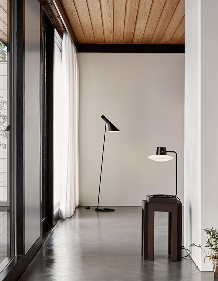 LOUIS POULSEN lampe de table AJ OXFORD