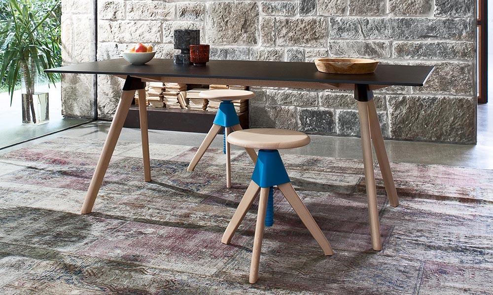 Tabouret à vis en hêtre massif naturel