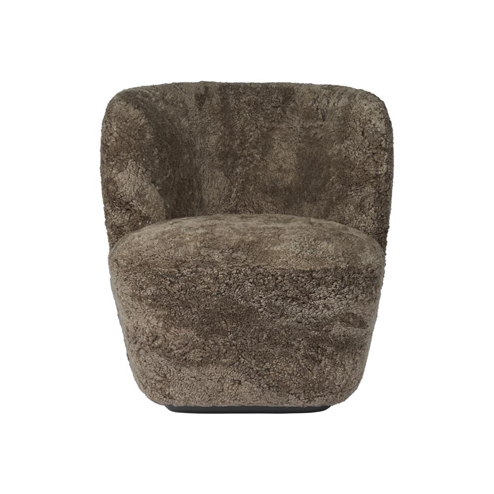 GUBI fauteuil STAY SMALL avec la base noire