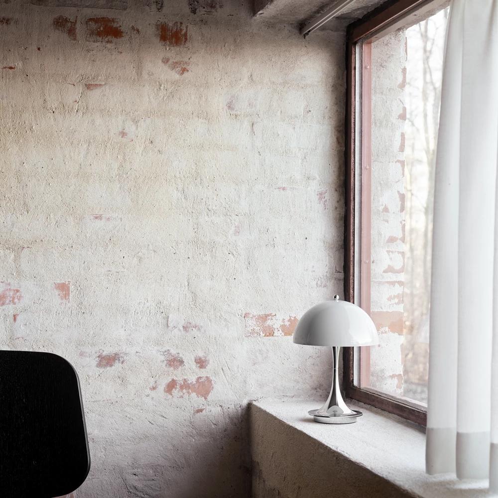 LOUIS POULSEN lampe de table PANTHELLA 160 PORTABLE V3