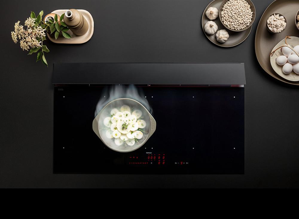 FALMEC plaque à induction avec hotte aspirante BRERA