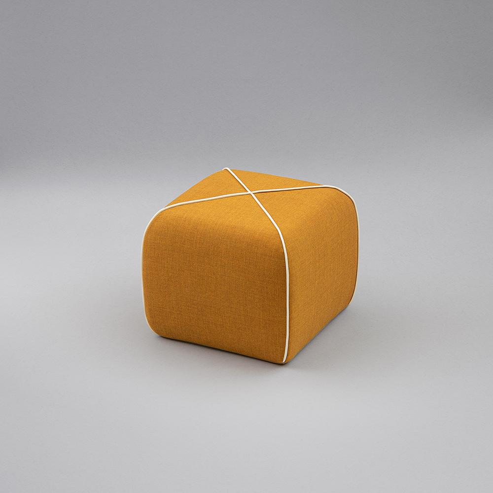 B-LINE pouf CROSSED 50x50 cm