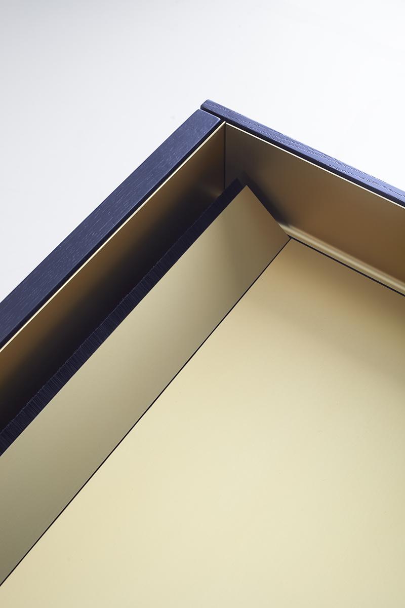 PUNT MOBLES buffet meuble STOCKHOLM avec 3 portes STH303 avec la base H 29 cm