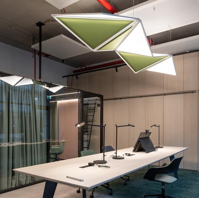 ARTEMIDE lampe de table DEMETRA