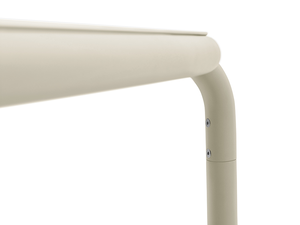 FATBOY table pour l'extérieur TONÍ BANSKI