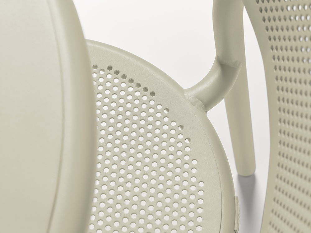 FATBOY set de 4 chaises d'exteur avec accoudoirs TONÍ ARMCHAIR