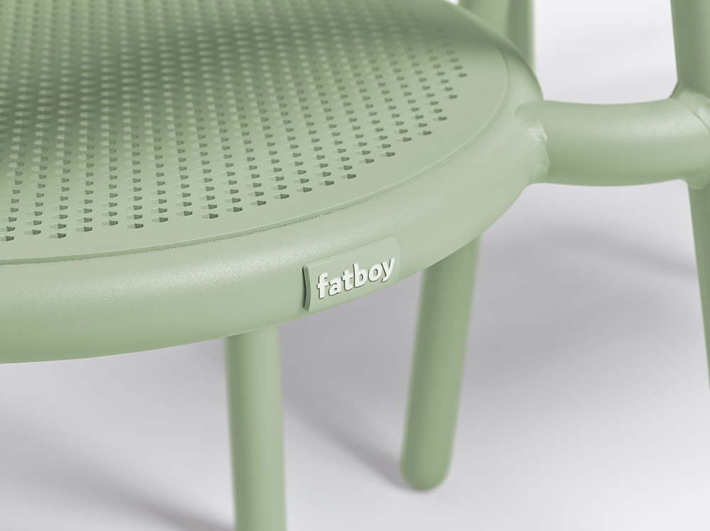 FATBOY set de 4 chaises d'exteur avec accoudoirs TONÍ ARMCHAIR