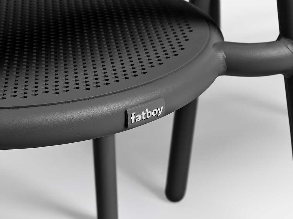 FATBOY set de 4 chaises d'exteur avec accoudoirs TONÍ ARMCHAIR