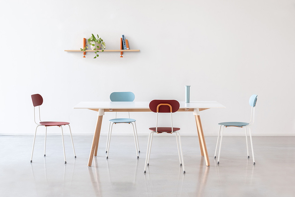 MAGIS set de 4 chaises MARIOLINA