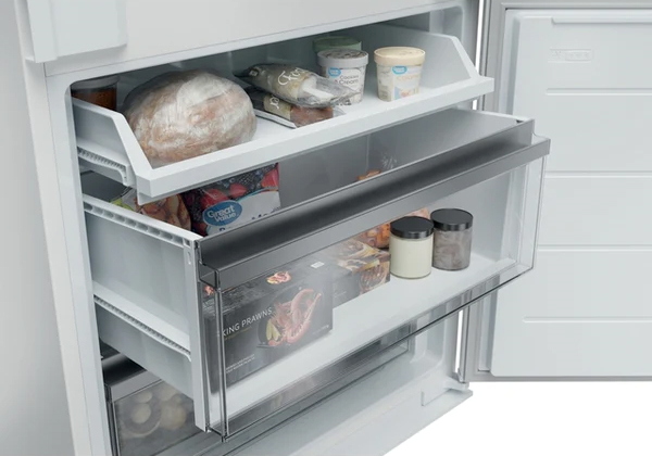HAIER réfrigérateur combiné encastrable HBQW5719E No Frost Classe E