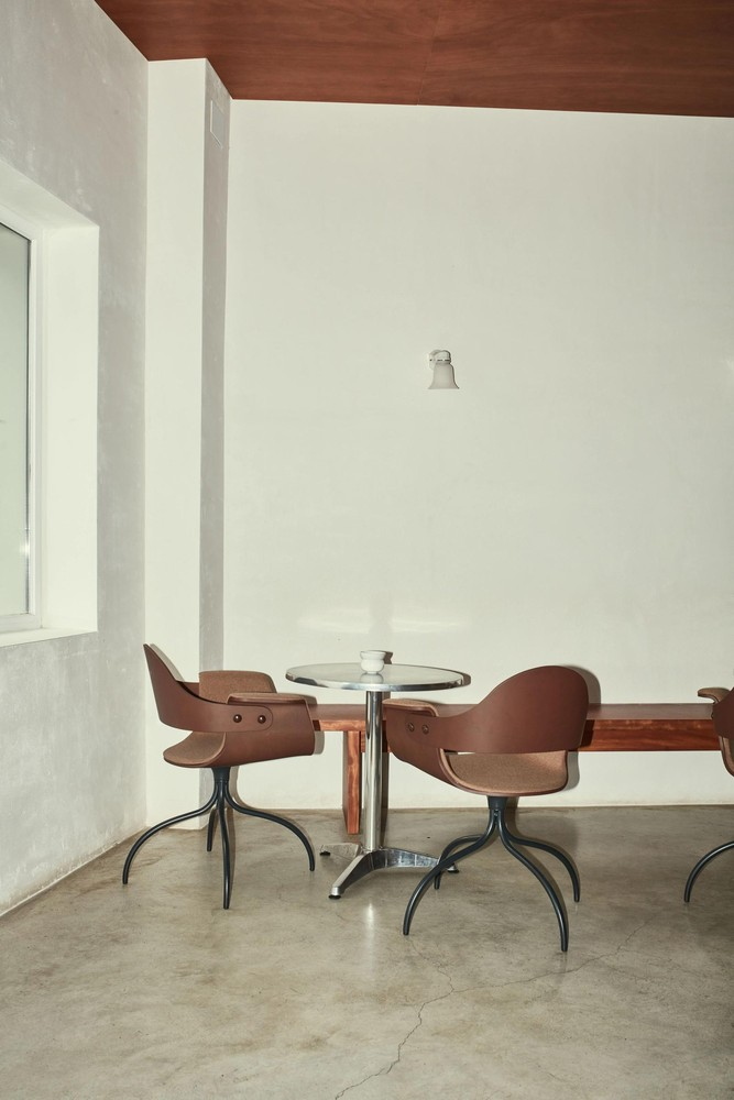 BD BARCELONA DESIGN chaise pivotante SHOWTIME