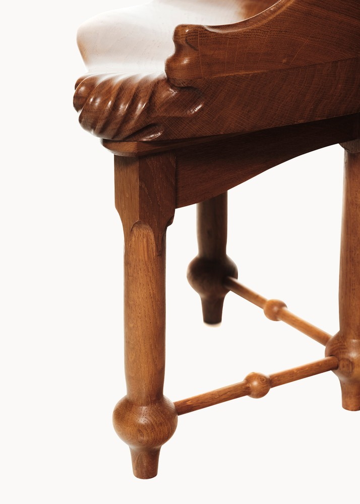 BD BARCELONA DESIGN tabouret CALVET de GAUDÍ
