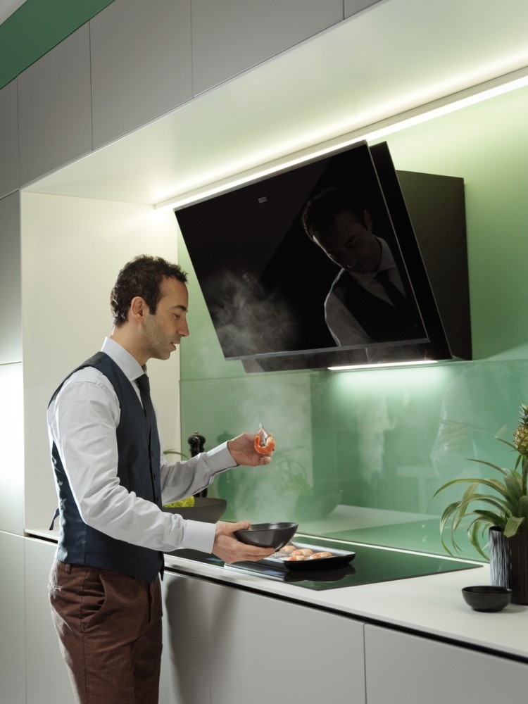 FRANKE hotte murale MYTHOS PRO 907 FM