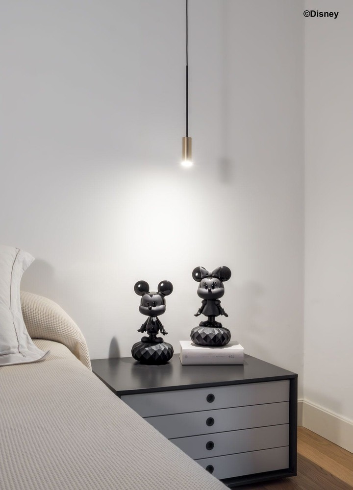 LLADRÓ objet décoratif MINNIE TOTAL BLACK Disney Collection