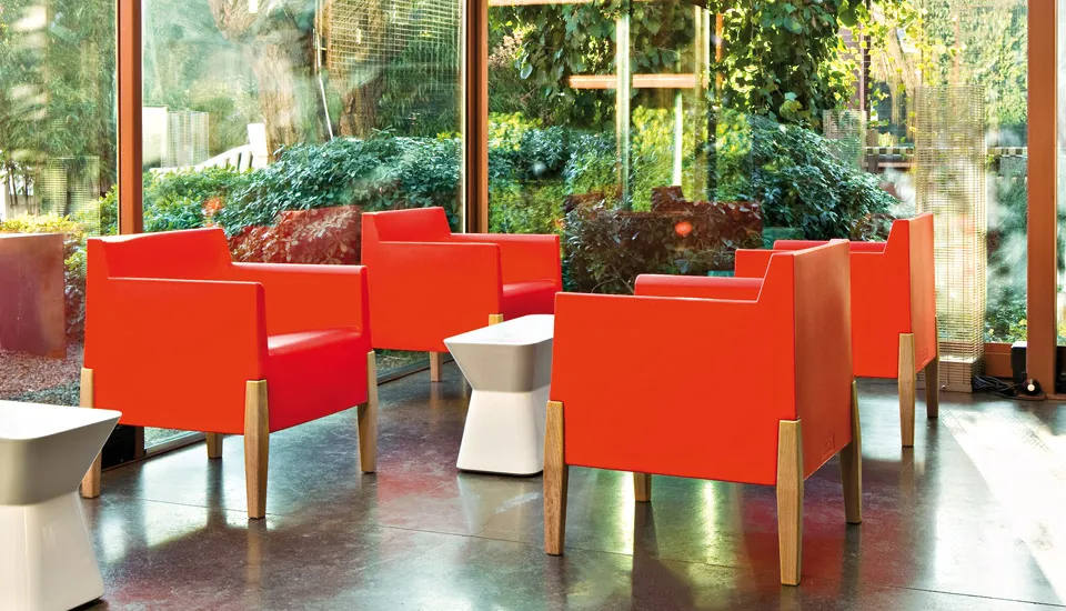 SERRALUNGA fauteuil KUBRICK