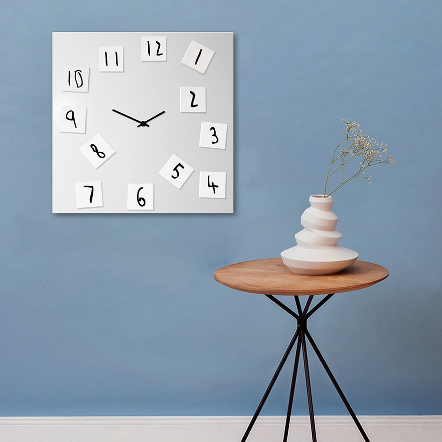 dESIGNoBJECT horloge murale CHANGING CLOCK