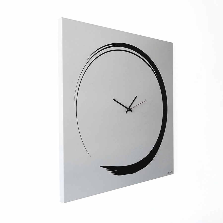 dESIGNoBJECT horloge murale S-ENSO CLOCK