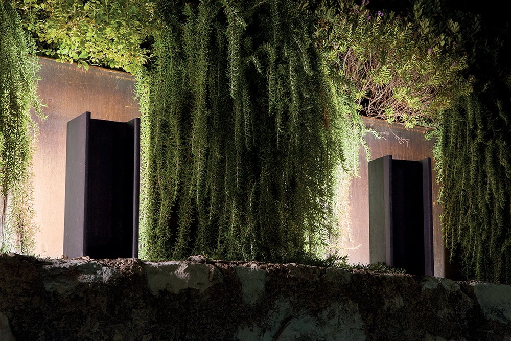 NEMO lampadaire ou lampe de table MAIS PLUS QUE CELA JE NE PEUX PAS