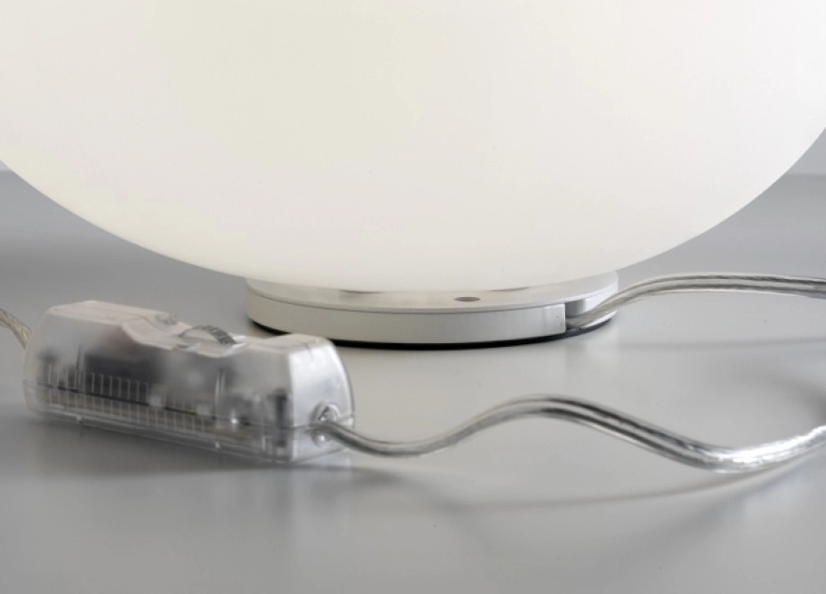 FOSCARINI lampe de table GREGG MOYENNE