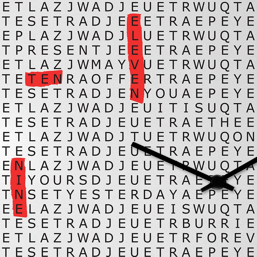 dESIGNoBJECT horloge murale CROSSWORD