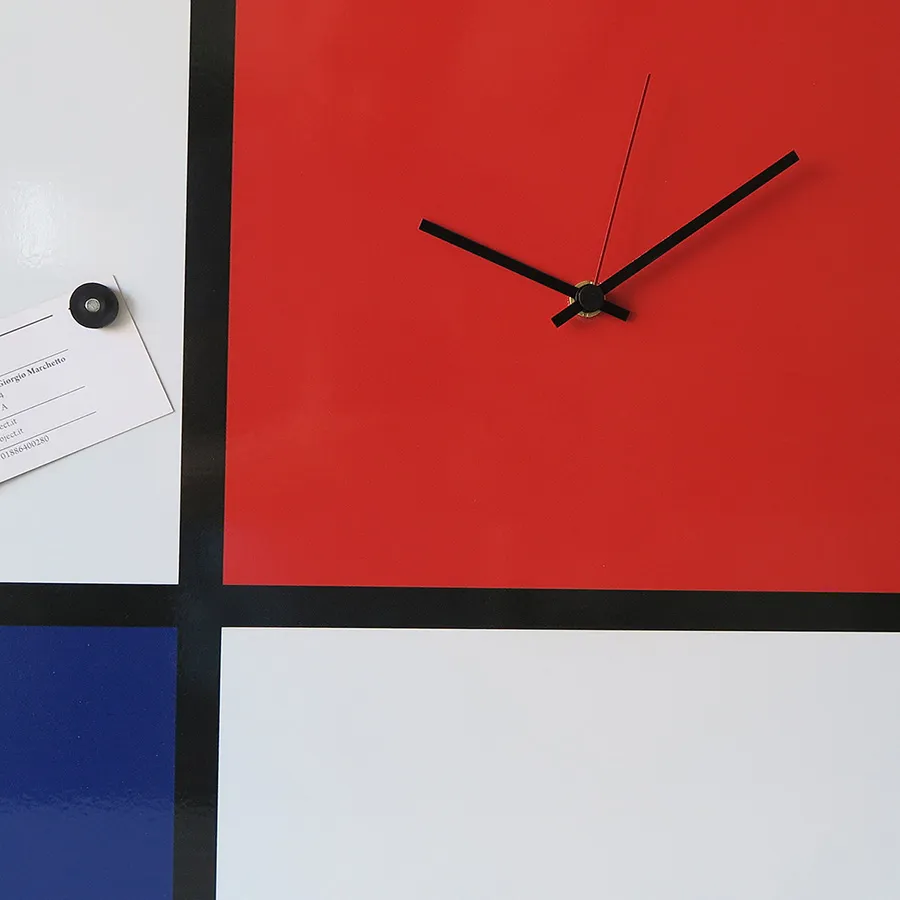 dESIGNoBJECT horloge murale MONDRIAN