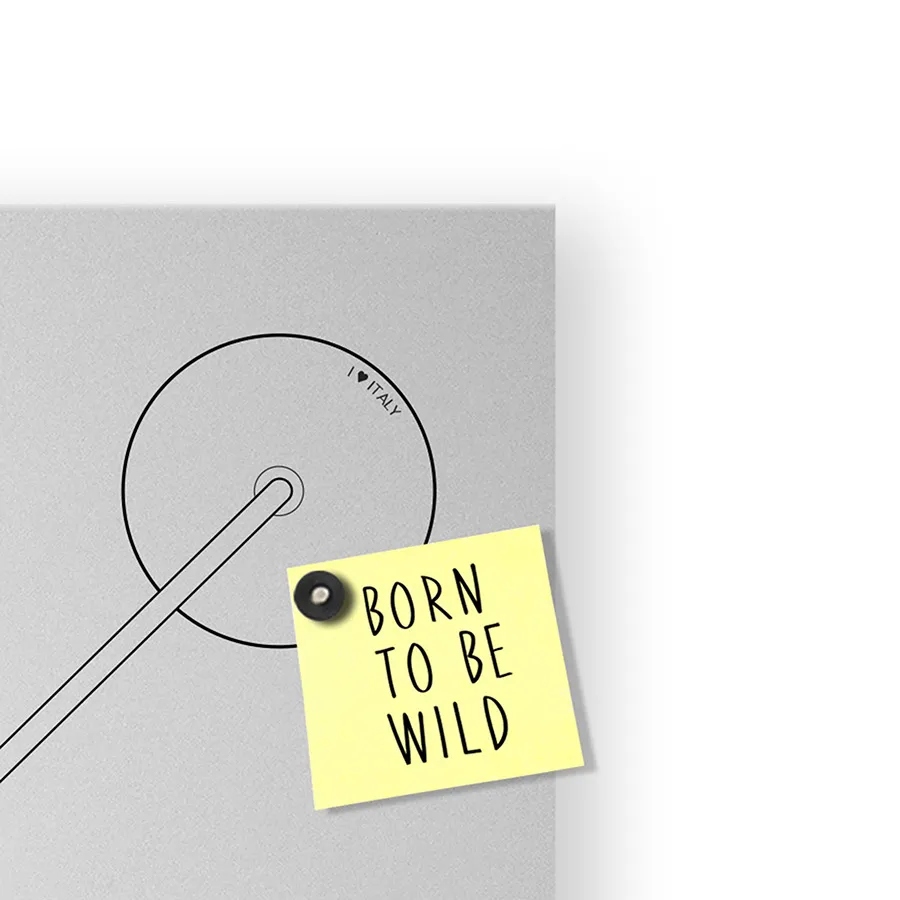 dESIGNoBJECT horloge murale SCOOTER