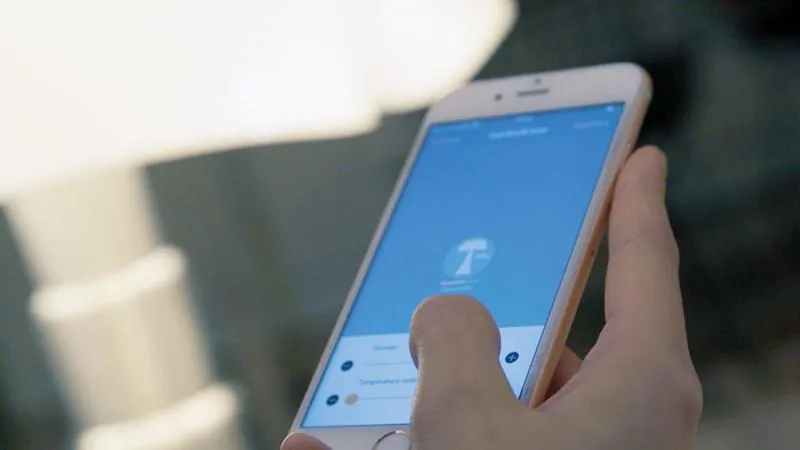 MARTINELLI LUCE lampe de table PIPISTRELLO 4.0 LIGHTYOULIKE Bluetooth