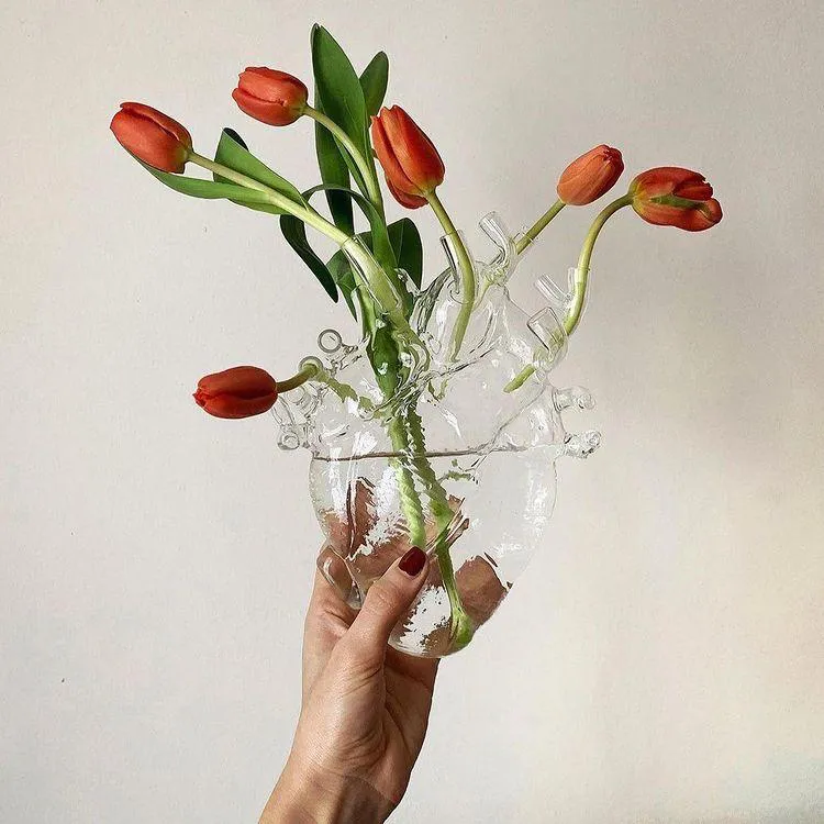 SELETTI vase en forme de coeur LOVE IN BLOOM GLASS