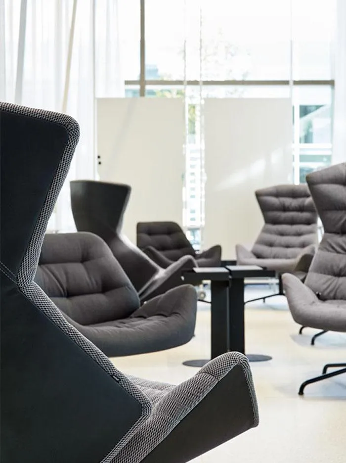 THONET fauteuil pivotante 808